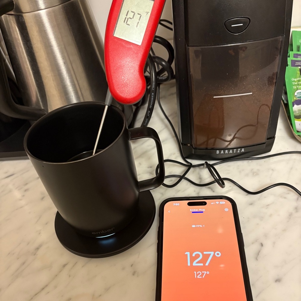 14oz Ember Mug w/ Charging plate in Black - Picture 5 of 5